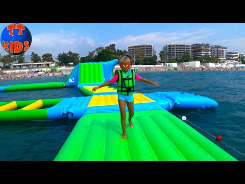 АКВАПАРК в открытом море и надувной батут на воде Giant Water Inflatable Trampoline