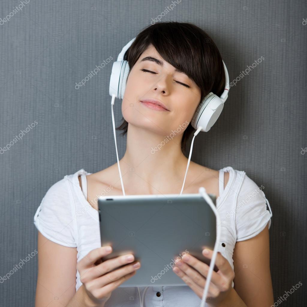 Прослушивание музыки за деньги: Правила проекта АУДИОПЛАНЕТА - Как слушать музыку и получать за это деньги
