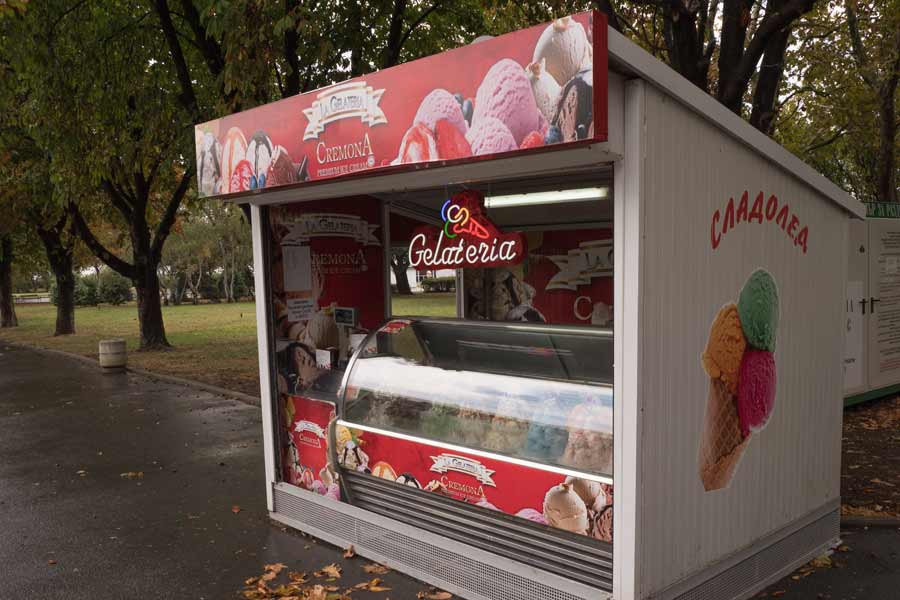 Палатка с мороженым: Сколько стоит открыть ларек с мороженым в 2019 году
